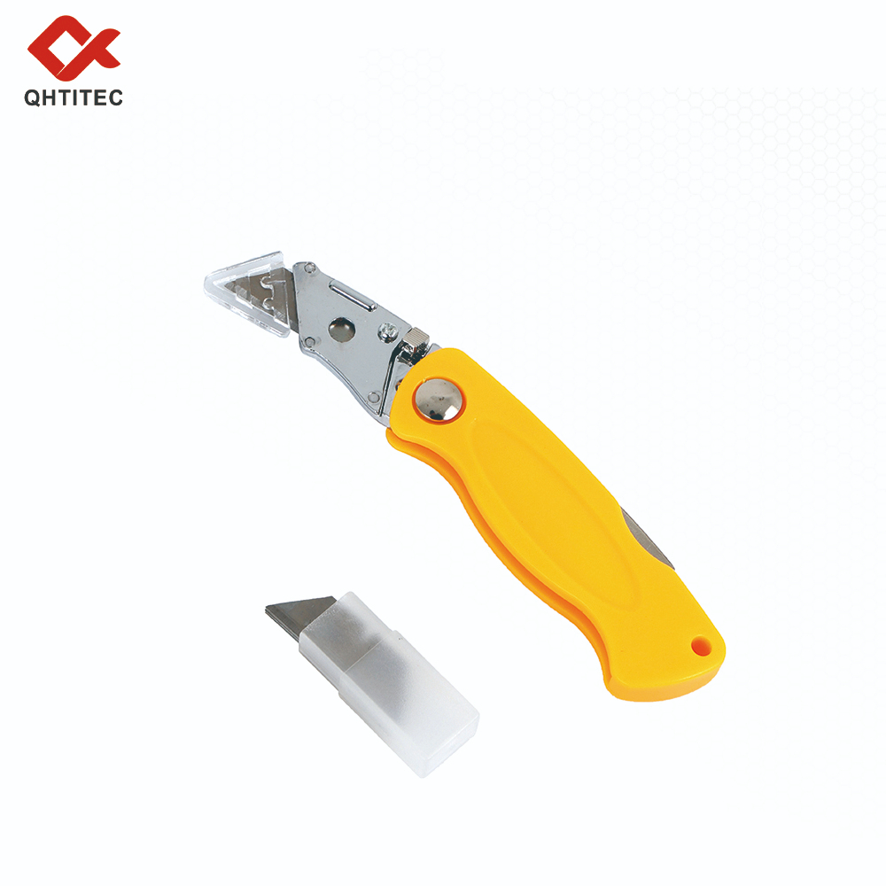 51749 美工刀 CUTTER BOX CUTTER