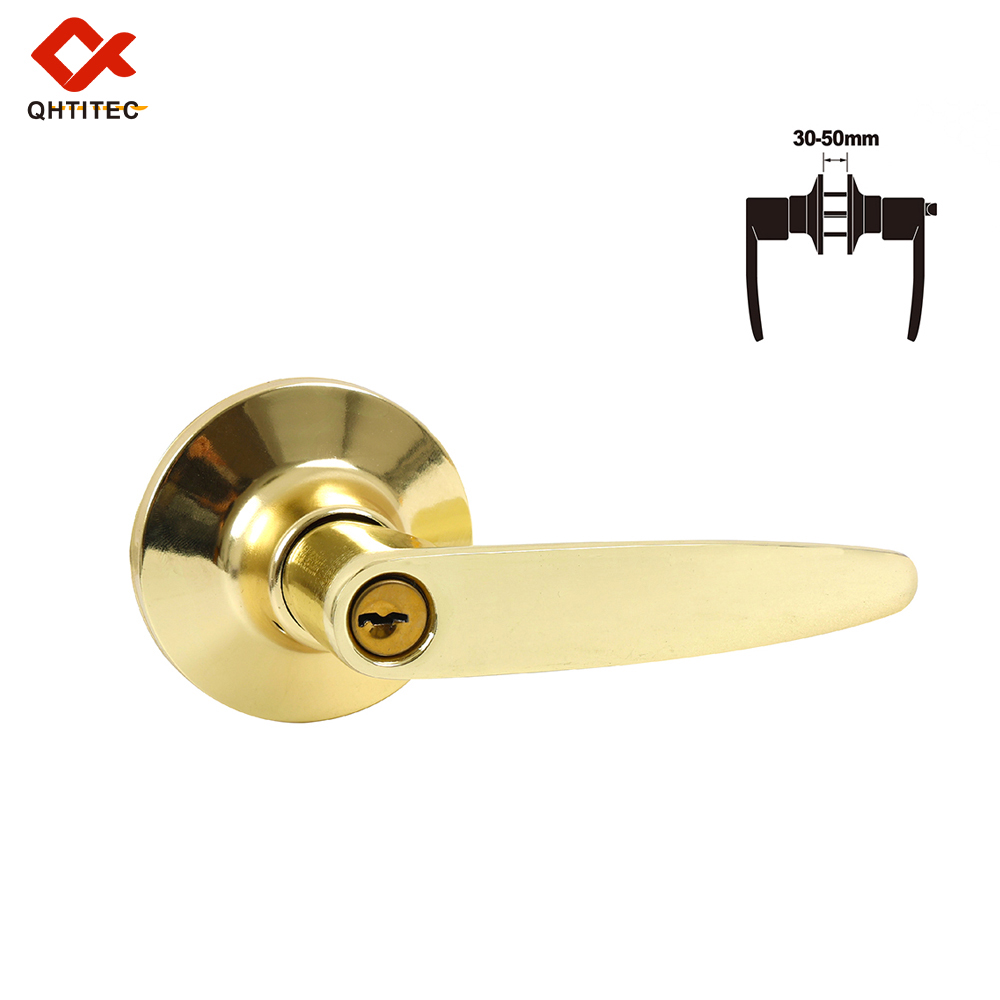 59903 手持锁 HOLDING HAND LOCK SOSTENIENDO LA CERRADURA DE MANO